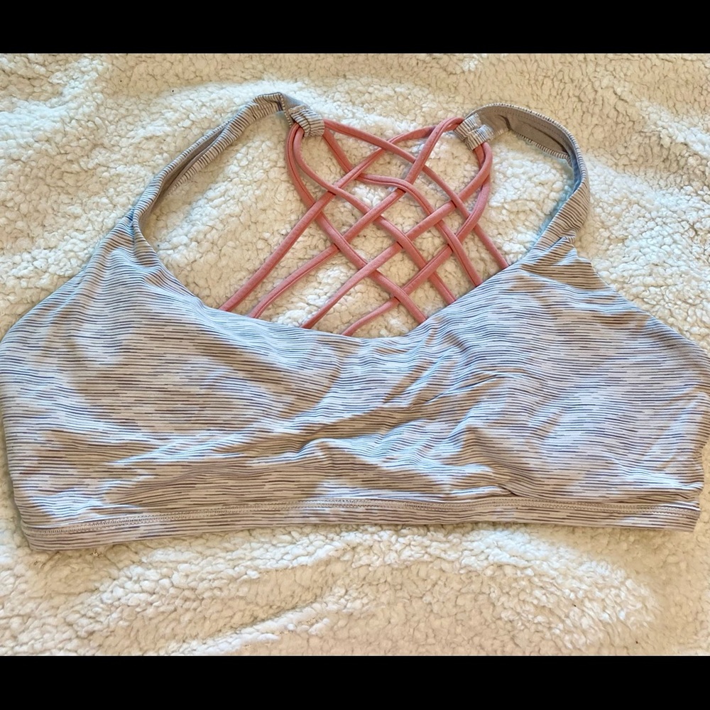 Lululemon strappy sports bra size 12
